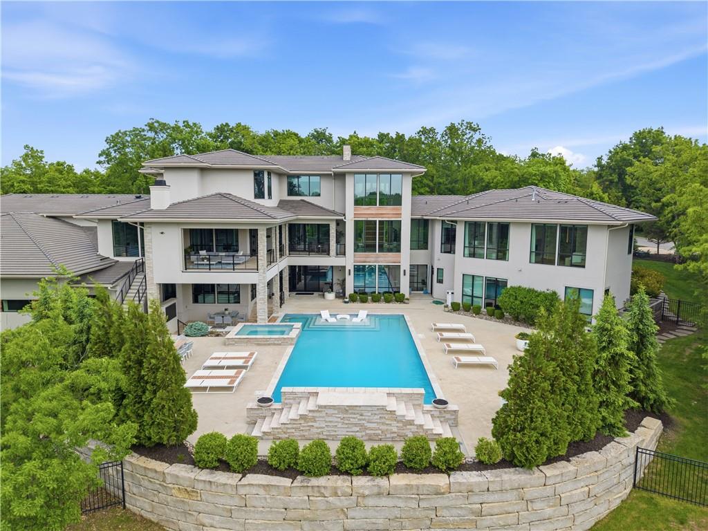 10670 W 192nd Place, Spring Hill, KS 66083 Featured Photo