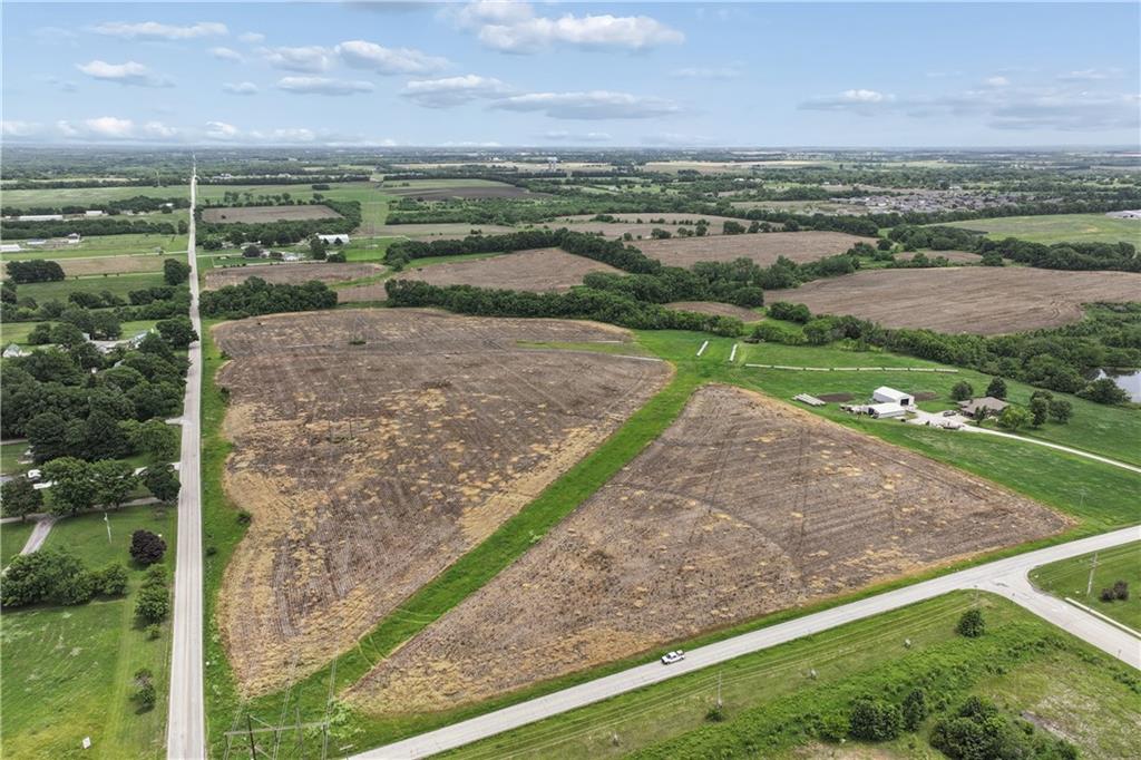 19411 S Ridgeview Road, Spring Hill, KS 66083 Featured Photo