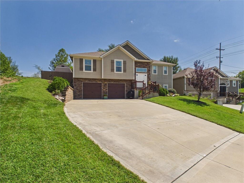 6805 N Pontiac Avenue, Kansas City, MO 64151 photo