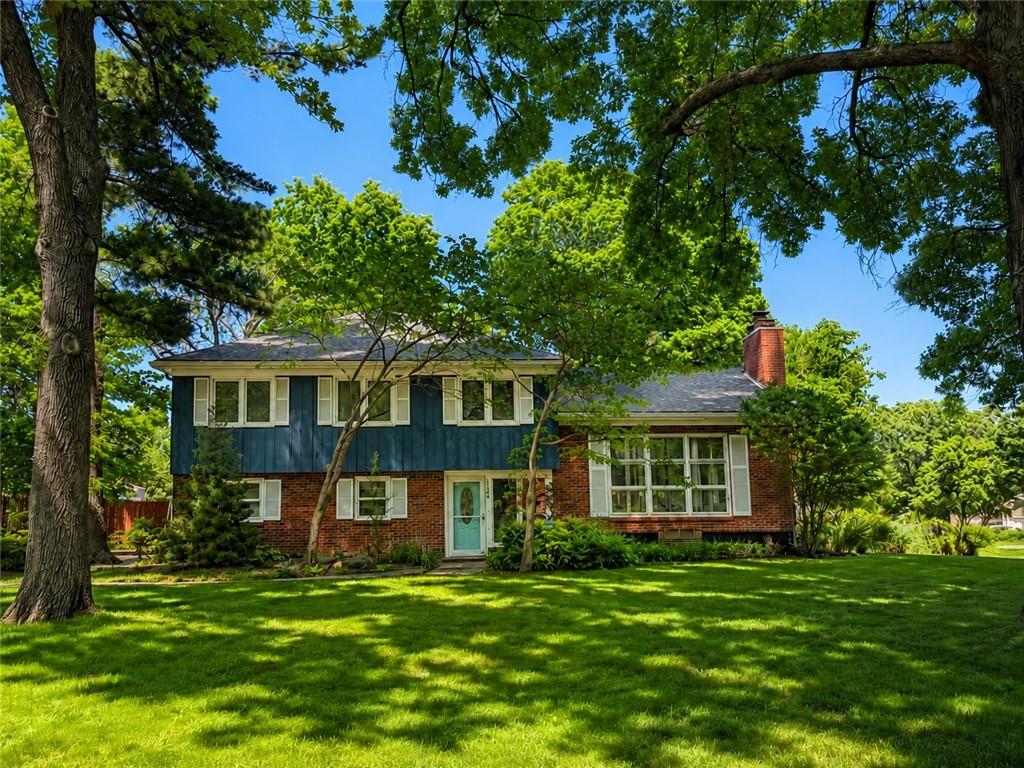 6324 Robin Hood Drive, Merriam, KS 66203 photo