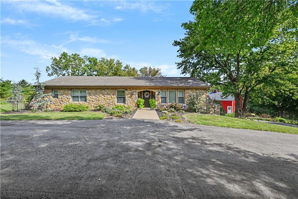 Listings Photo