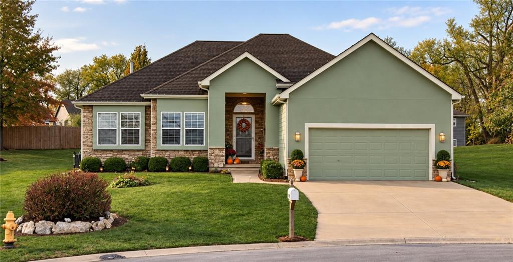 16911 Tucker Court, Basehor, KS 66007 photo