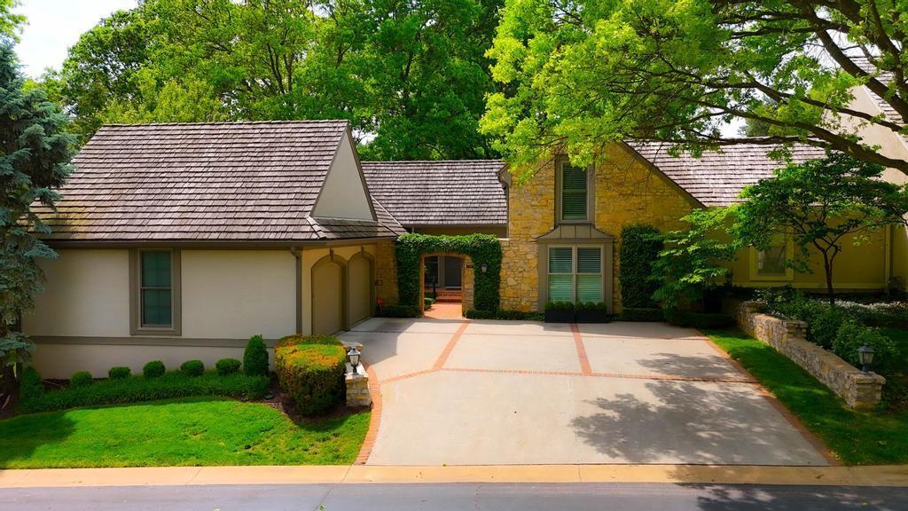 7904 Bristol Court, Prairie Village, KS 66208 photo