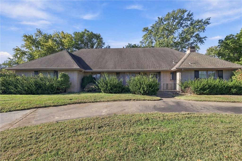 9209 W 47th Street, Merriam, KS 66203 photo