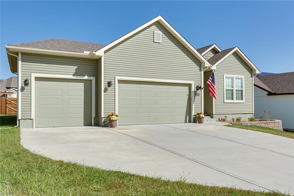 4004 NW 96th Terrace, Kansas City, MO 64154 photo
