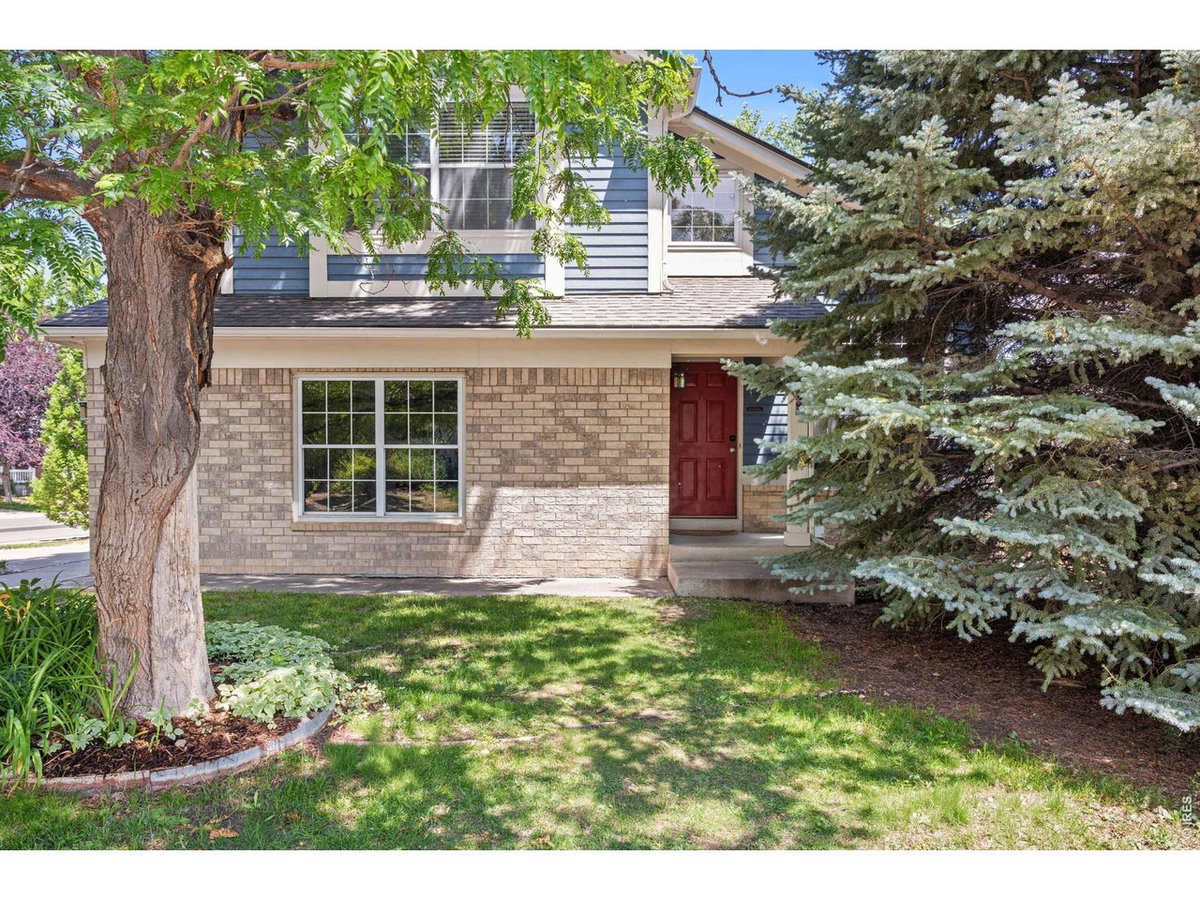 434 Pinewood Cir, Lafayette, CO 80026