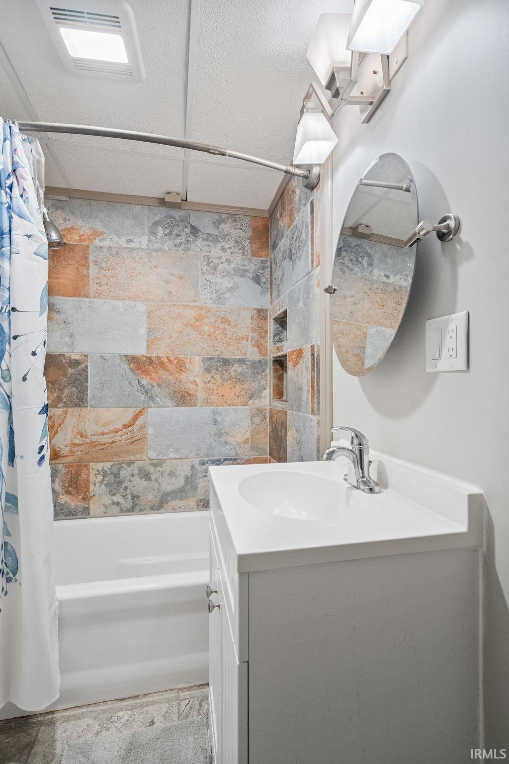 623 LAKEWOOD Place, Greentown, IN 46936 | Slideshow Image #27