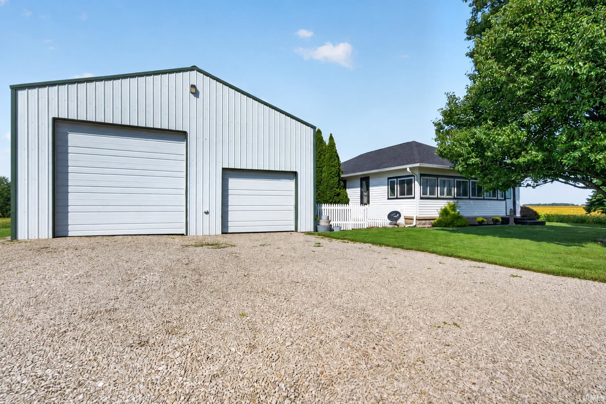 2834 E 100 SOUTH ***, Tipton, IN 46072 | Slideshow Image #2