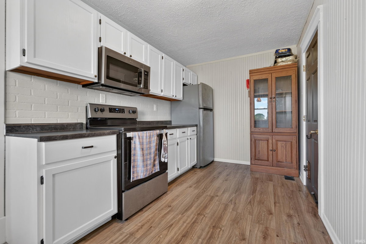 2834 E 100 SOUTH ***, Tipton, IN 46072 | Slideshow Image #12