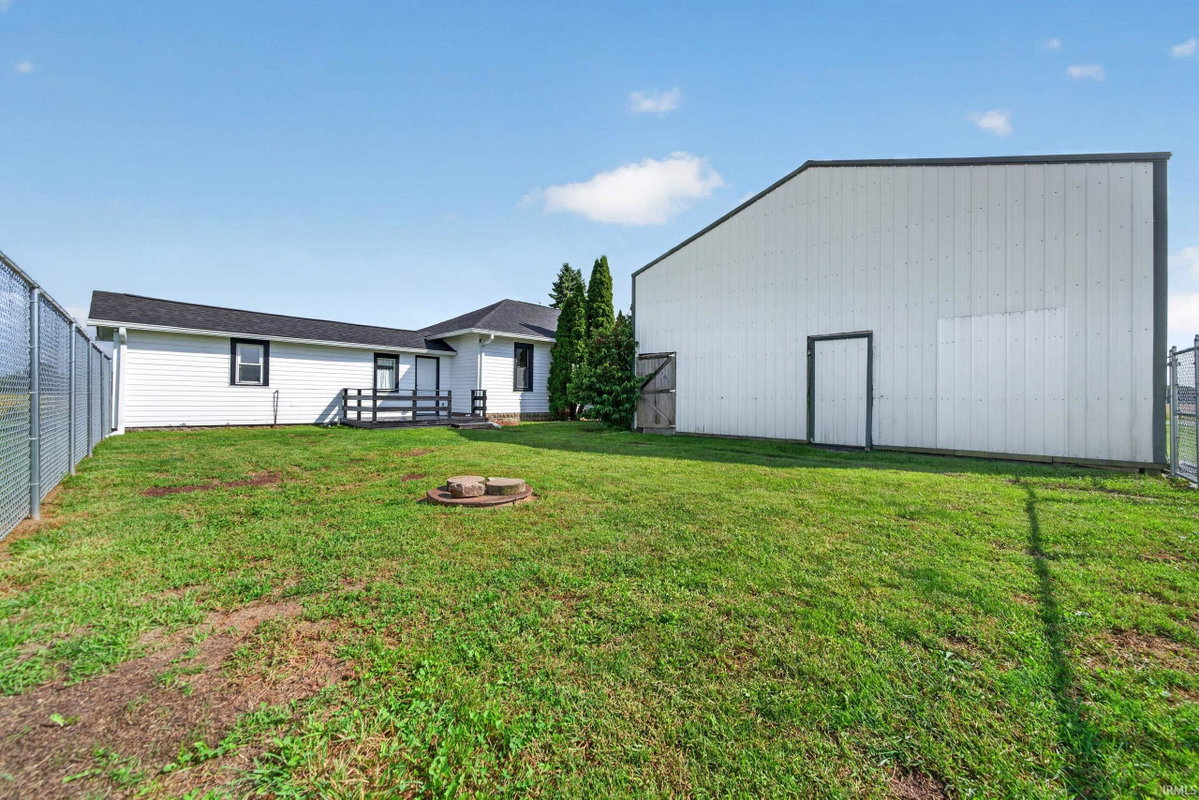 2834 E 100 SOUTH ***, Tipton, IN 46072 | Slideshow Image #23