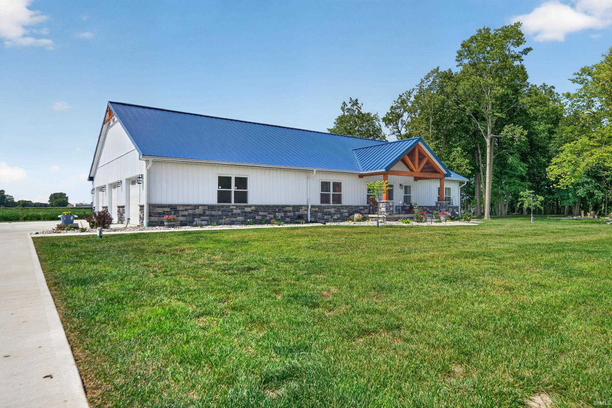 693 S 200 EAST ***, Kokomo, IN 46902 | Slideshow Image #3