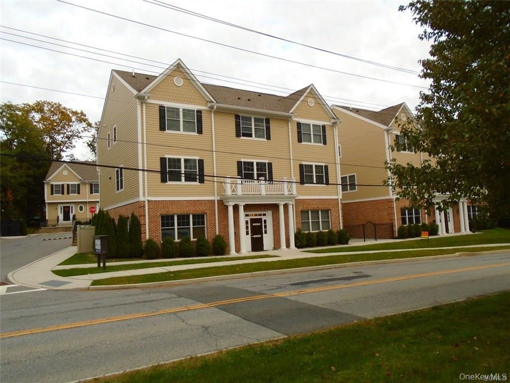 445 N State Road, Briarcliff Manor, NY 10510
