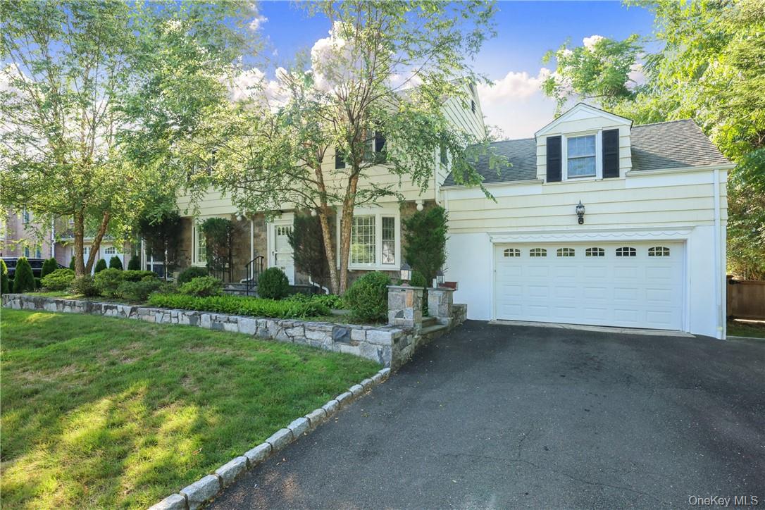 261 Fox Meadow Road, Scarsdale, NY 10583