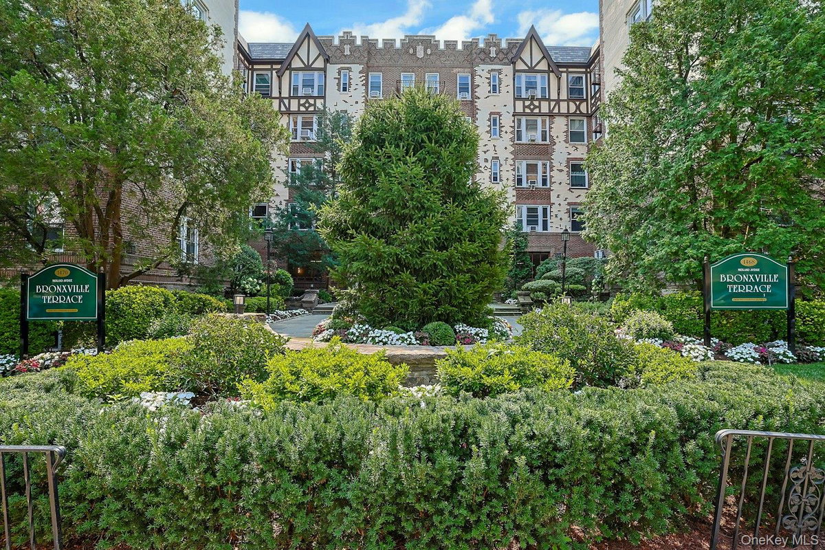 1470 Midland Ave #5L, Bronxville, NY 10708