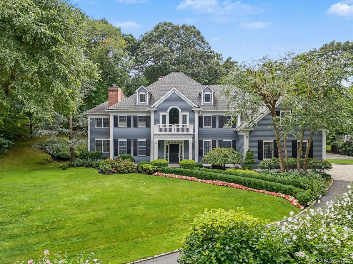 9 Trails End, Chappaqua, NY 10514