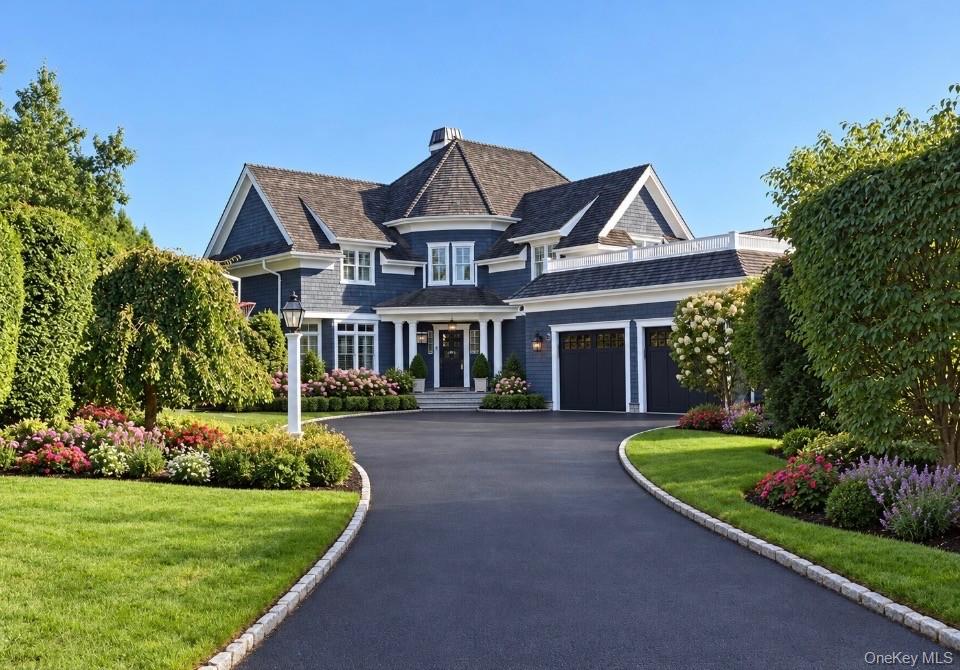 26 True Harbour Way, West Islip, NY 11795