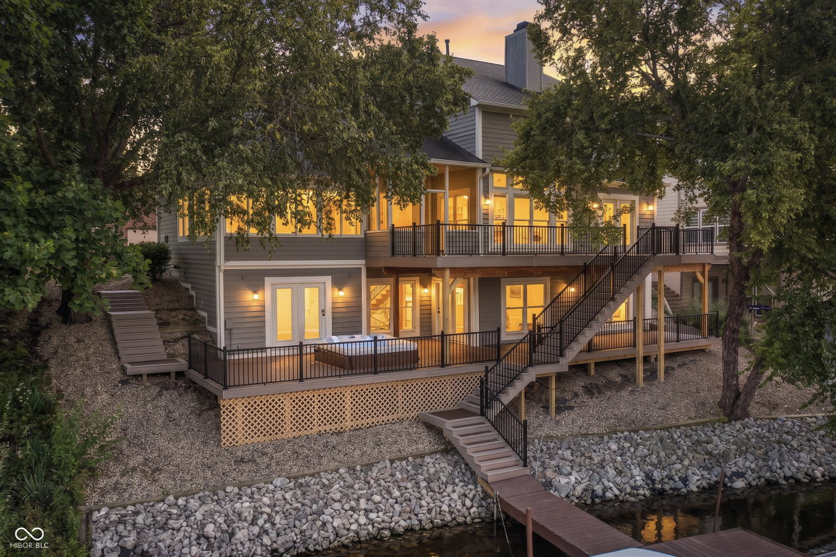 11226 Blackwalnut Point, Indianapolis, IN 46236