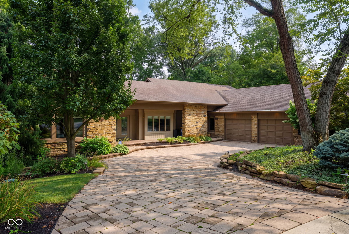 10707 Compass Court, Indianapolis, IN 46256