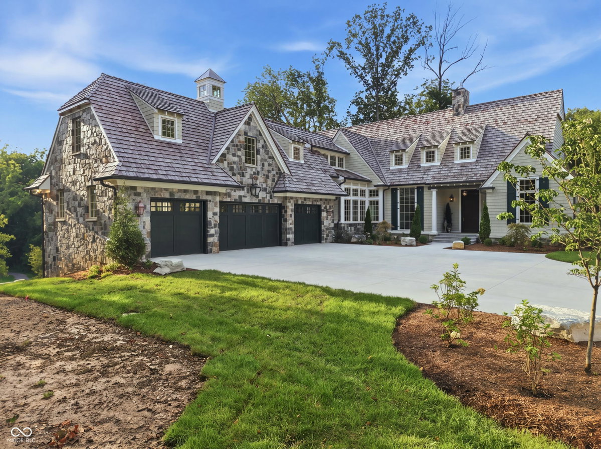 10400 Holliday Farms Boulevard, Zionsville, IN 46077