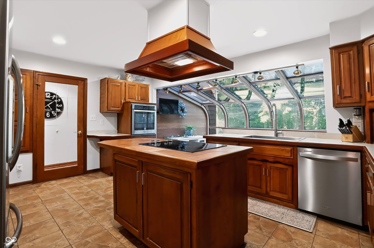 12399 N Cedarwood Drive, Mooresville, IN 46158 | Slideshow Image #6