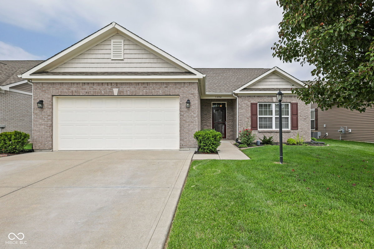1404 Blackthorne Trail S, Plainfield, IN 46168
