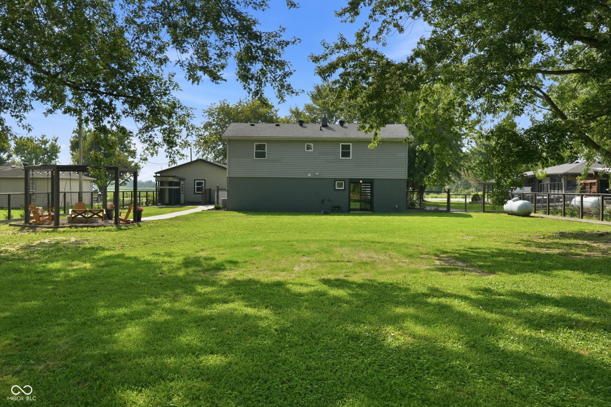 8167 S County Road 525 E, Mooresville, IN 46158 | Slideshow Image #58