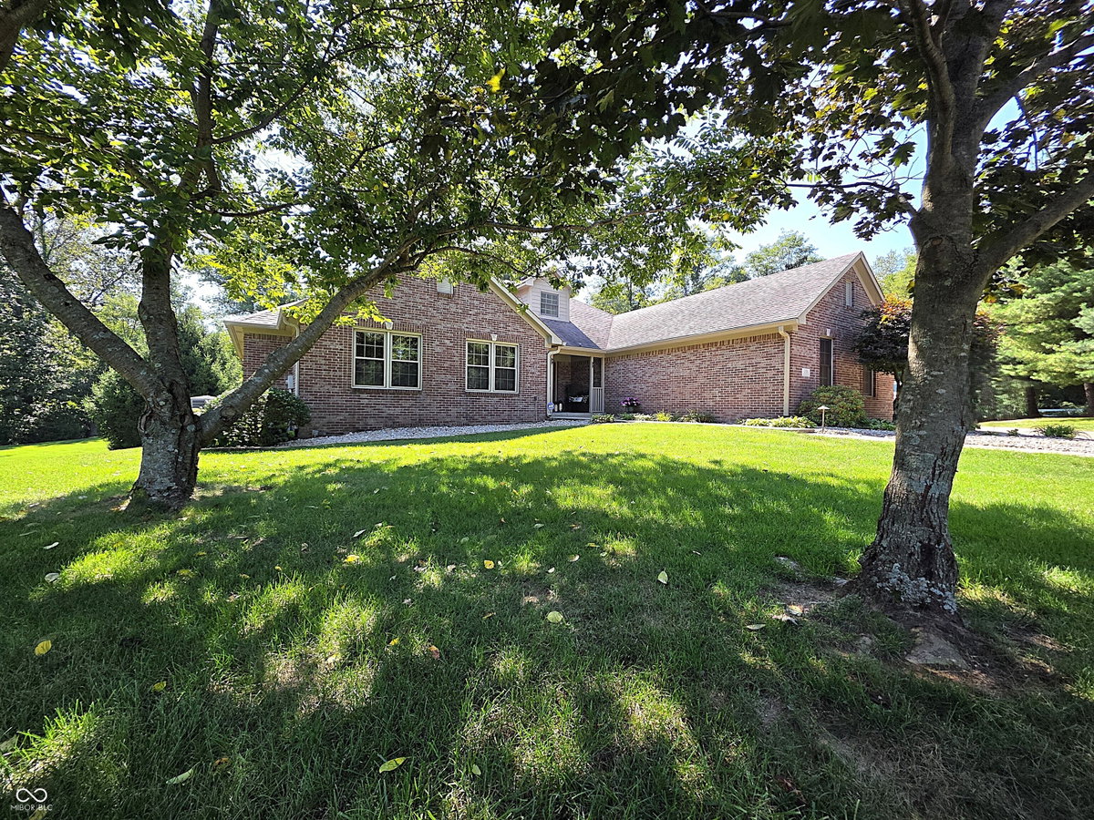 293 E Woodfield Lane, Mooresville, IN 46158