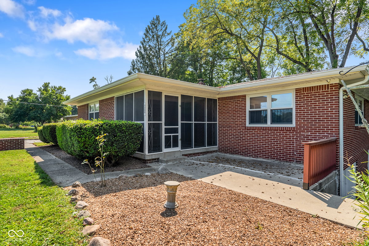 13426 N White Lick Road, Mooresville, IN 46158 | Slideshow Image #8