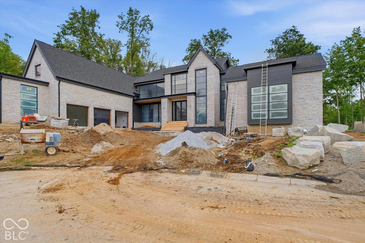 4475 Elmscott Ridge, Zionsville, IN 46077