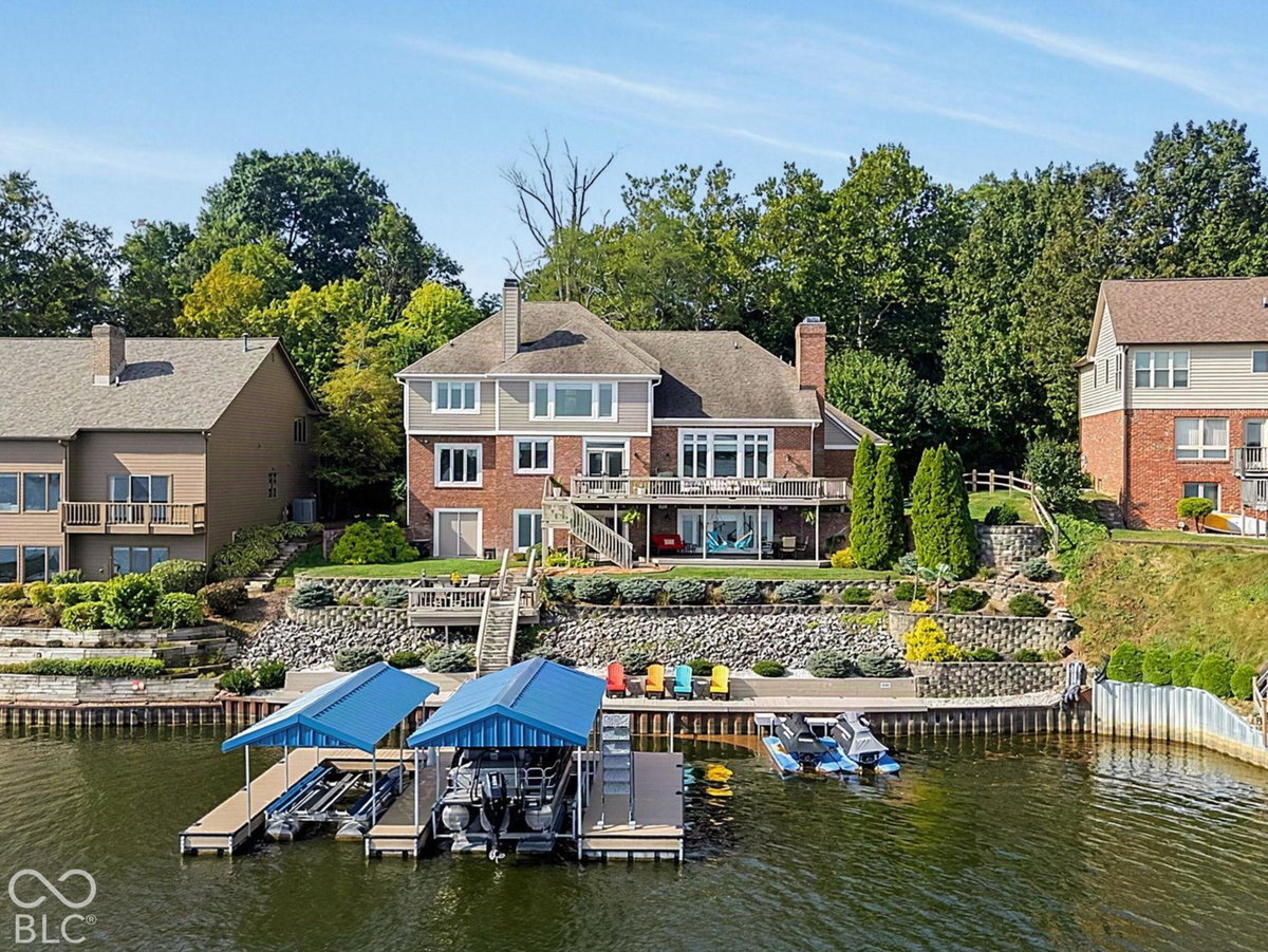7338 Oakbay Drive, Noblesville, IN 46062