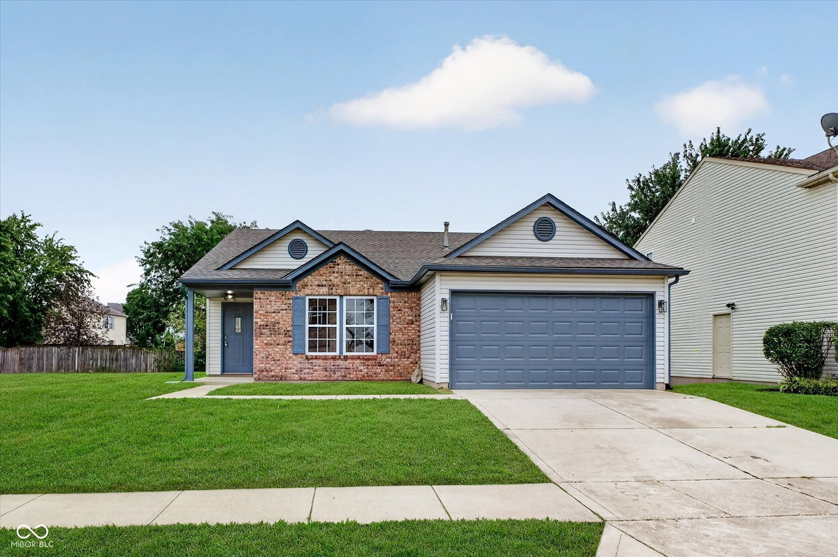2203 Summerfield Drive, Plainfield, IN 46168