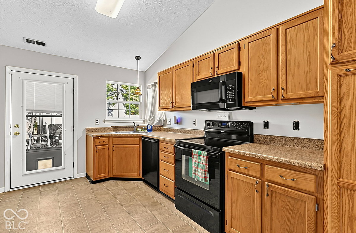 105 Fountain Drive, Mooresville, IN 46158 | Slideshow Image #9