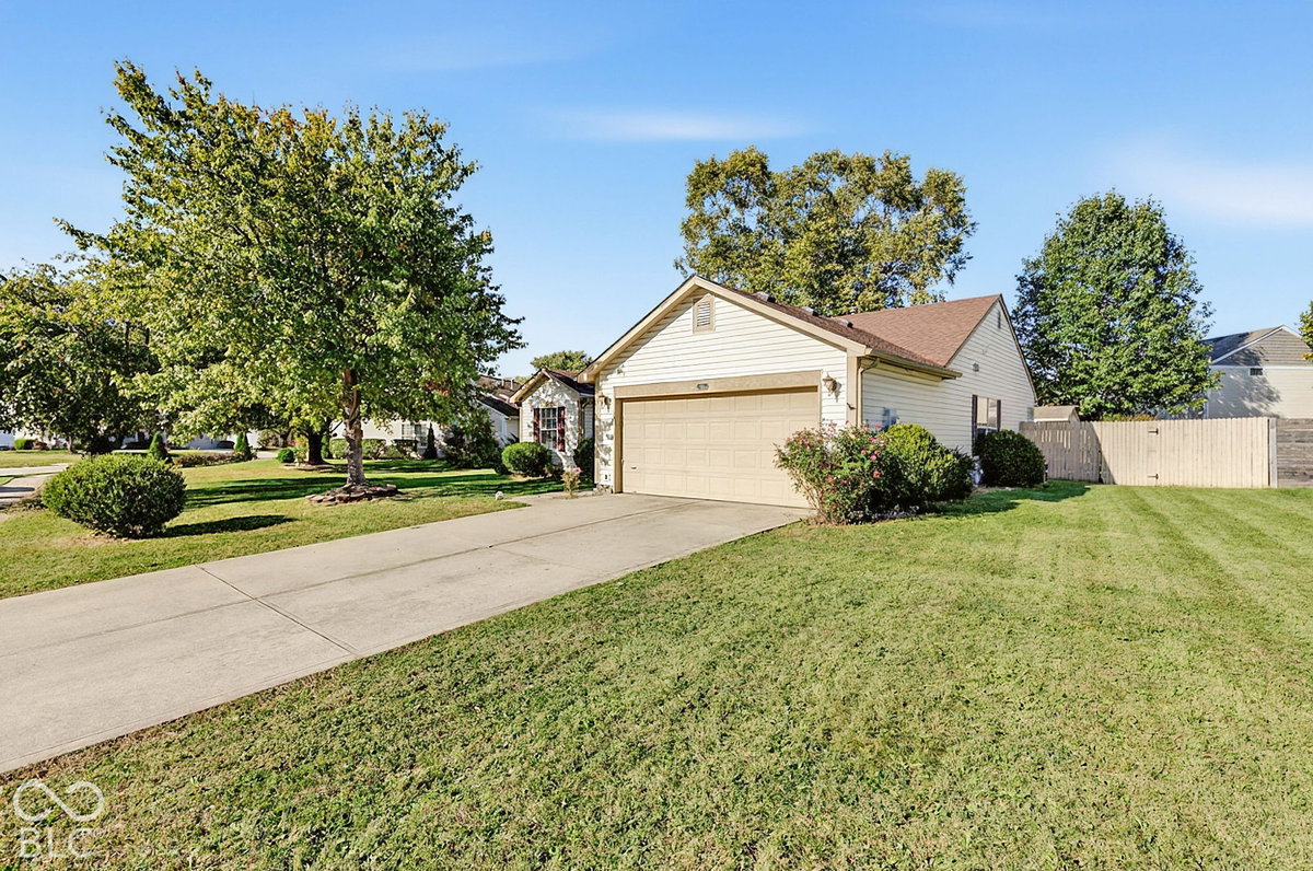 105 Fountain Drive, Mooresville, IN 46158 | Slideshow Image #2