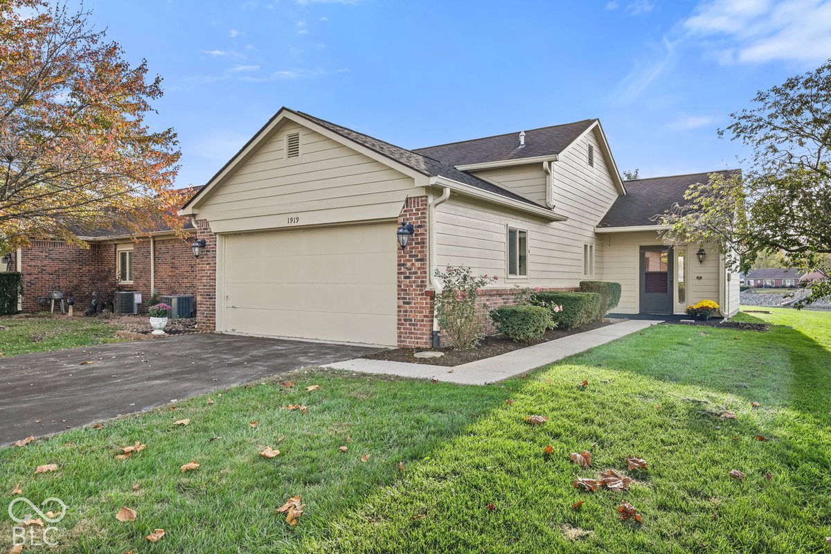 1919 Crystal Bay East Drive, Plainfield, IN 46168