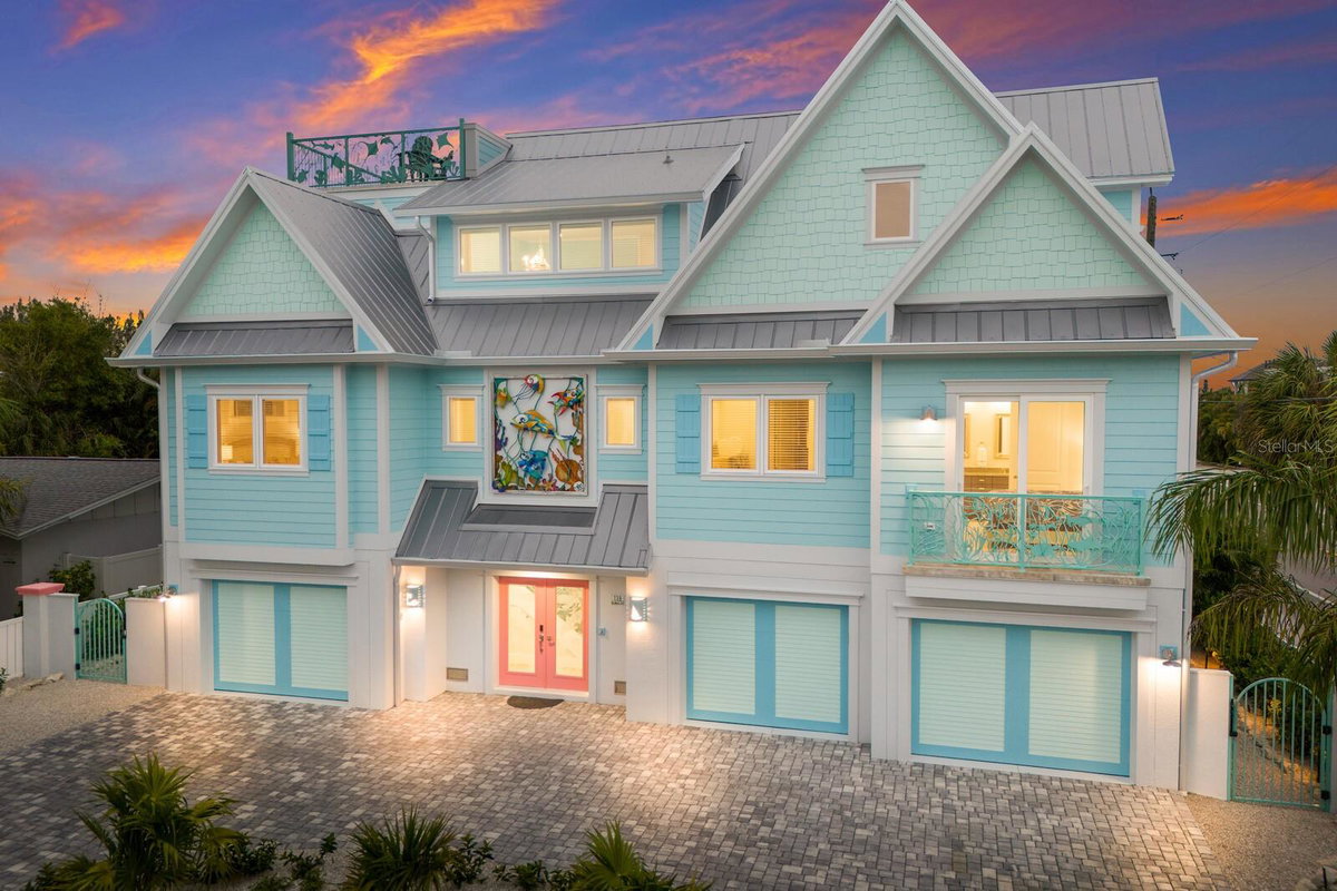 118 MANGROVE AVENUE, ANNA MARIA, FL 34216