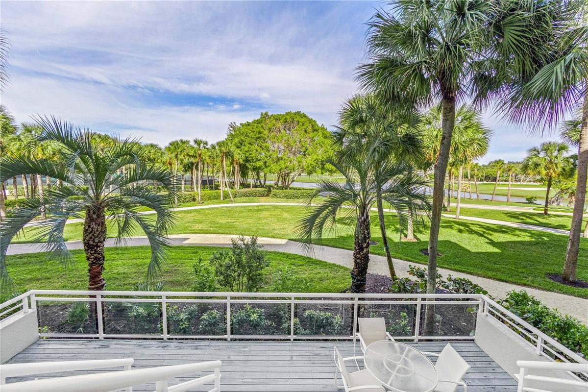 250 SANDS POINT ROAD #5106, LONGBOAT KEY, FL 34228
