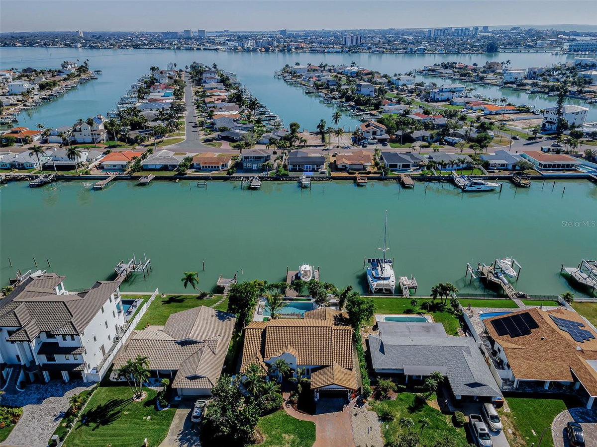 755 116TH AVENUE, TREASURE ISLAND, FL 33706