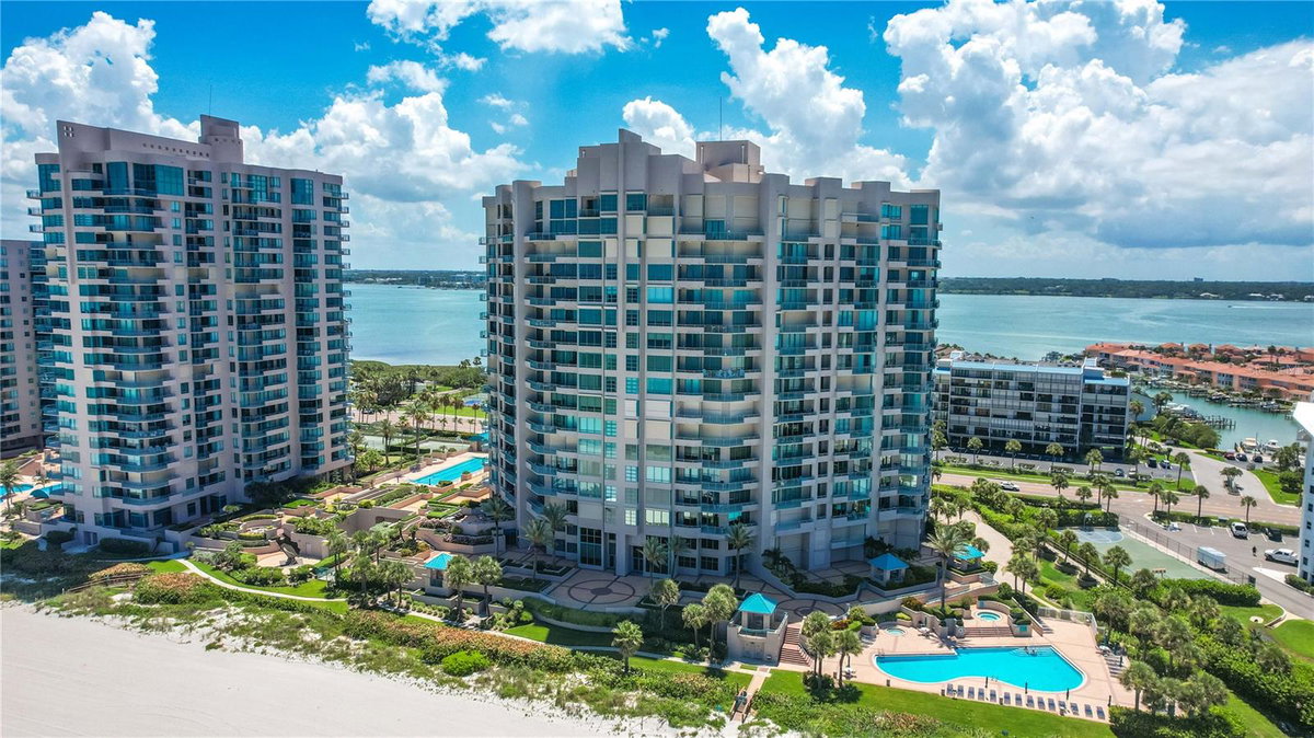 1560 GULF BOULEVARD #1607