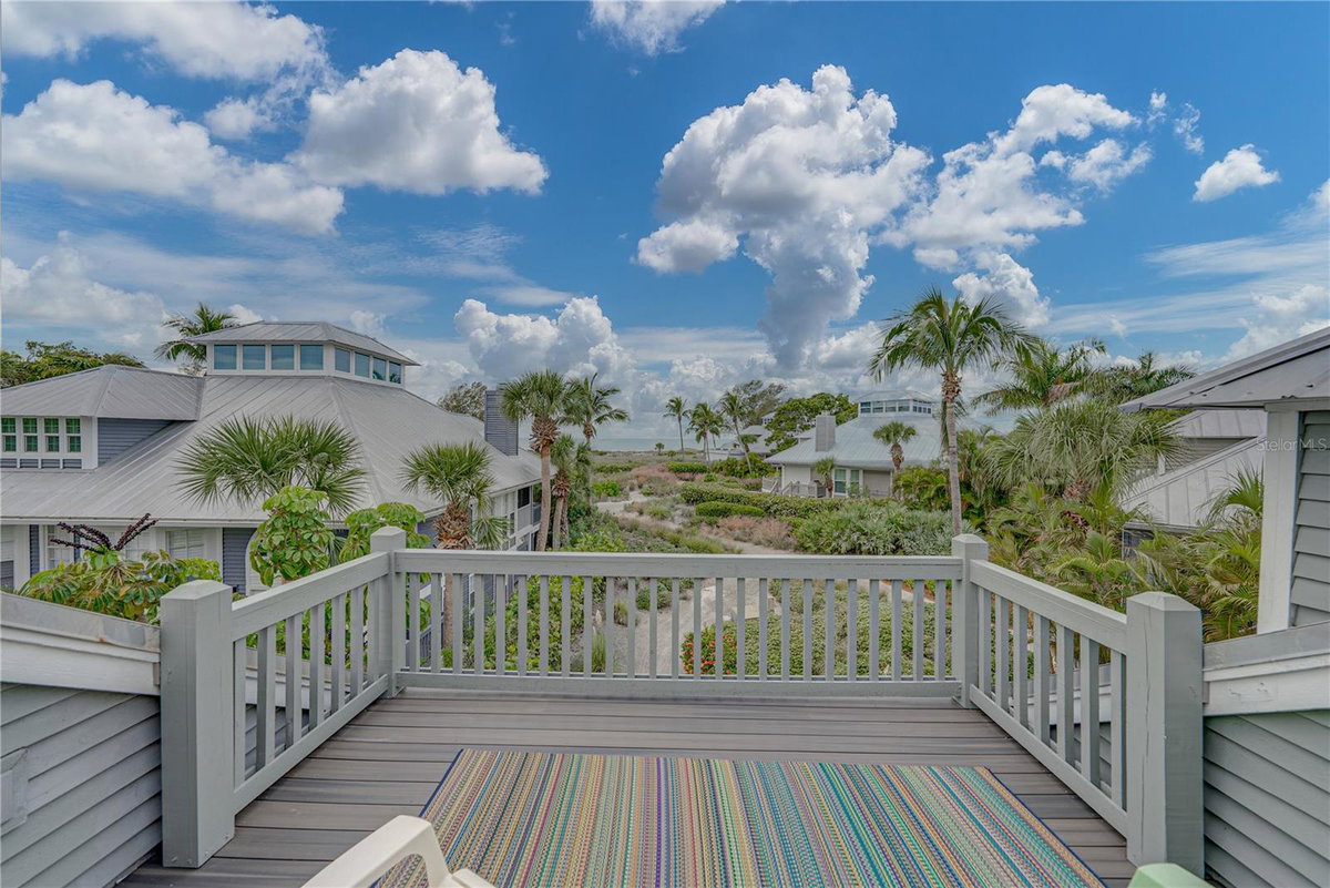 12 SEAWATCH DRIVE