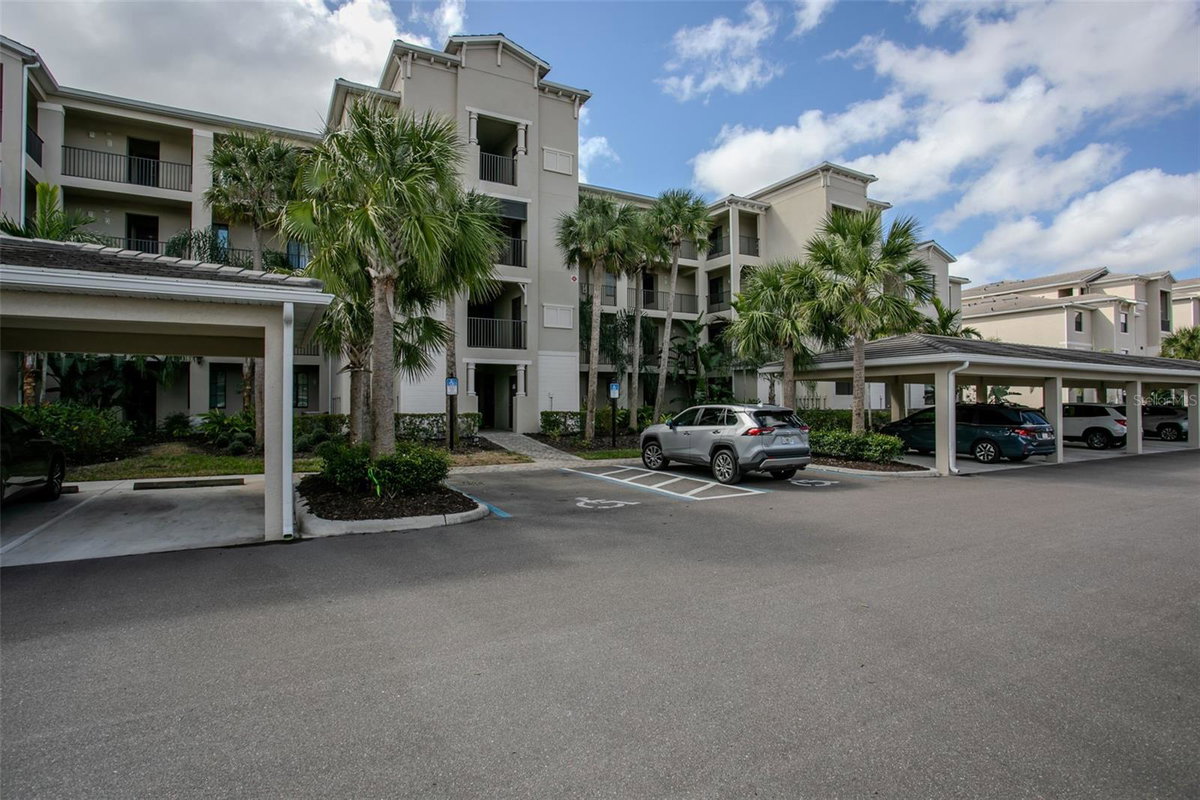 18028 GAWTHROP DRIVE #403