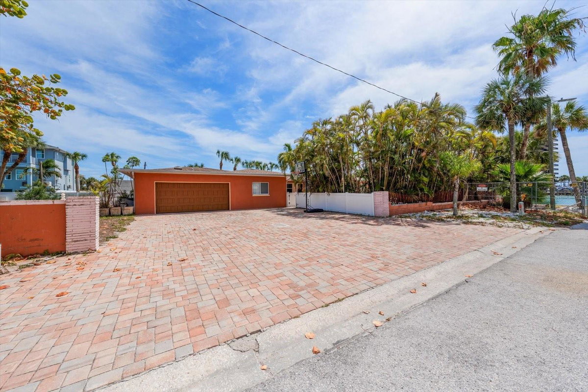 Community Featured Property