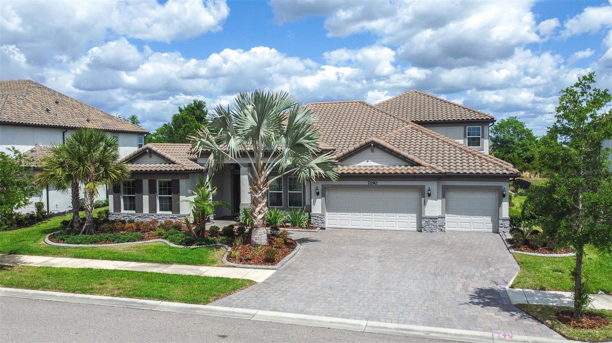 Community Featured Property