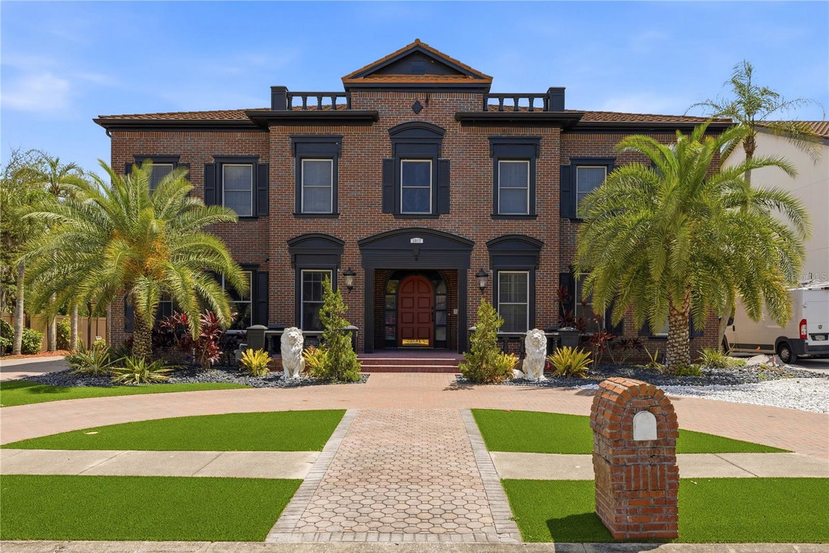 3017 OAKMONT DRIVE