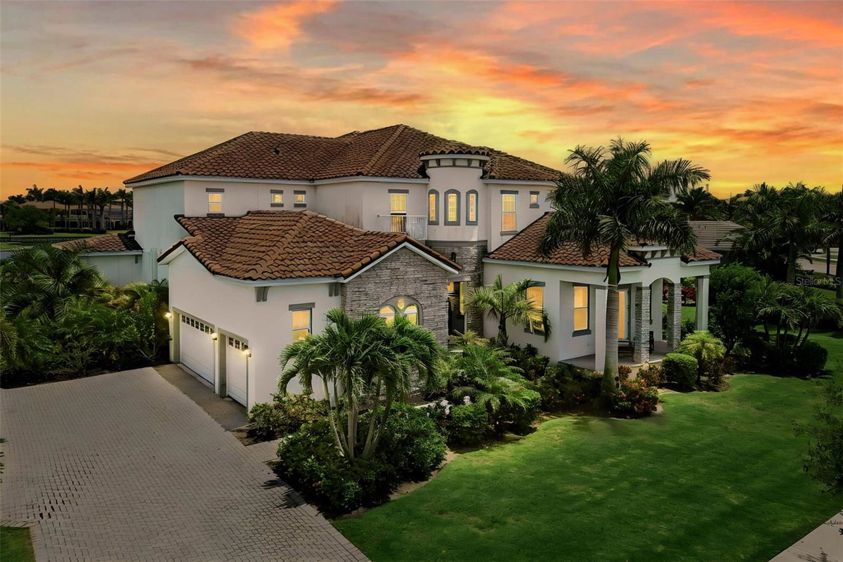 Community Featured Property