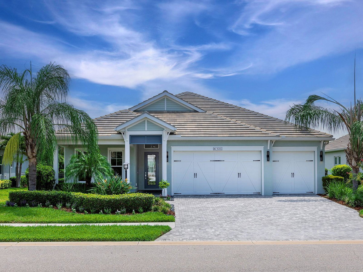 8282 GRANDE SHORES DRIVE