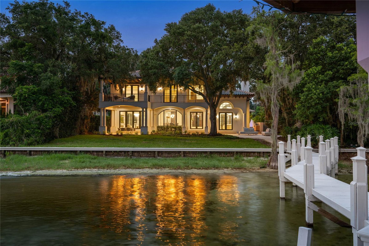 800 W 2ND AVENUE, WINDERMERE, FL 34786