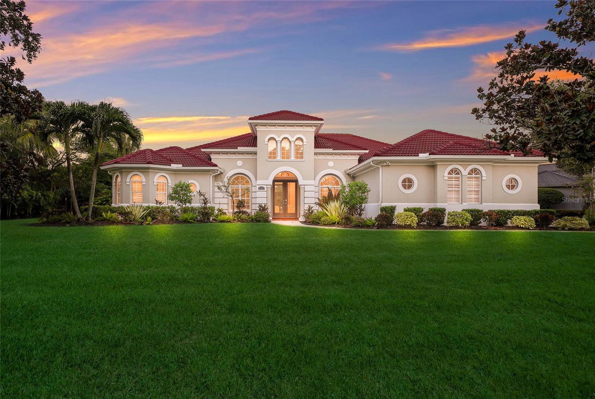 8122 LONE TREE GLEN