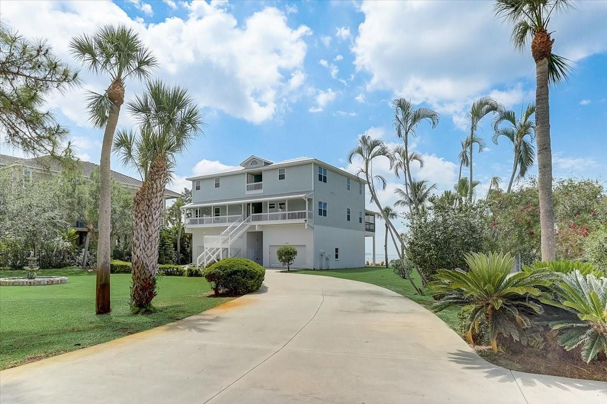 2424 BAY DRIVE #2424/2426