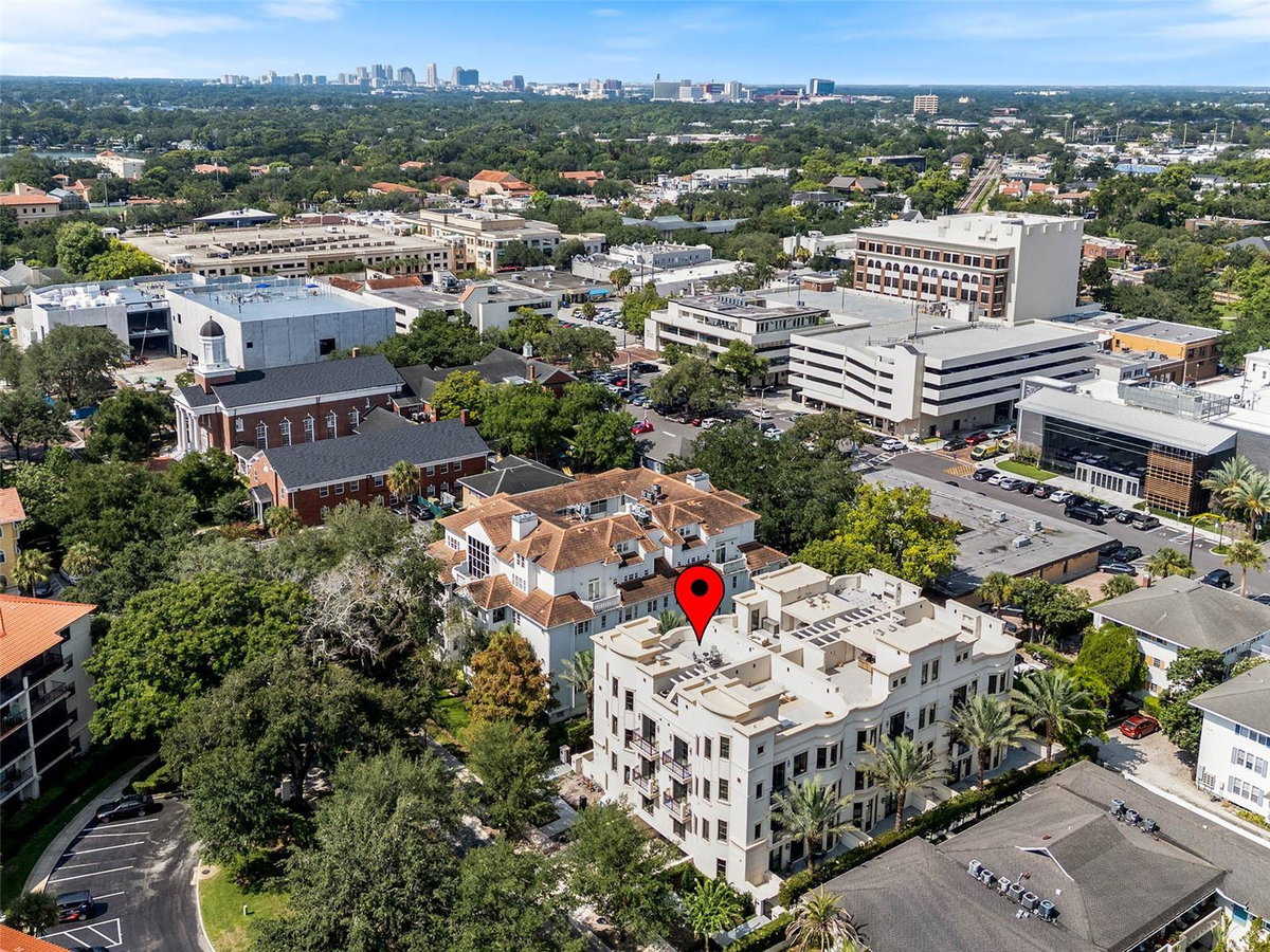 125 S INTERLACHEN AVENUE #1