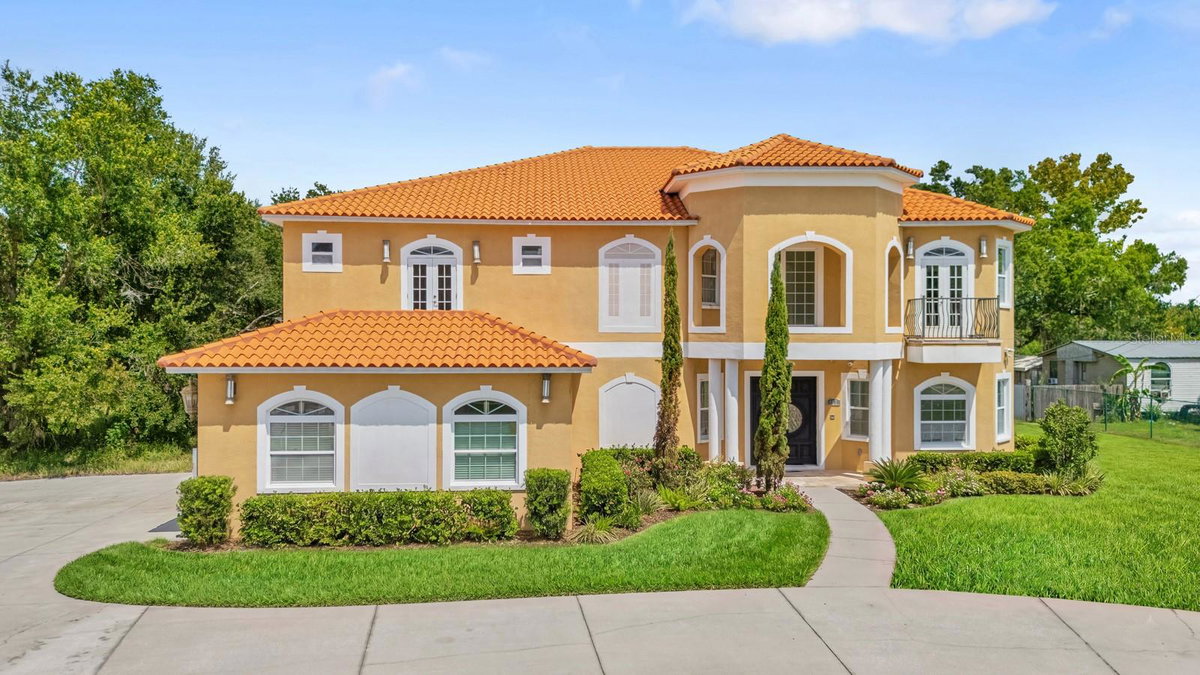 Community Featured Property